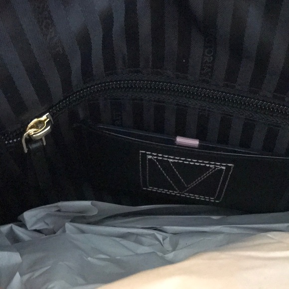 Victoria’s Secret Rose Barbie Pink Purse - Picture 5 of 6